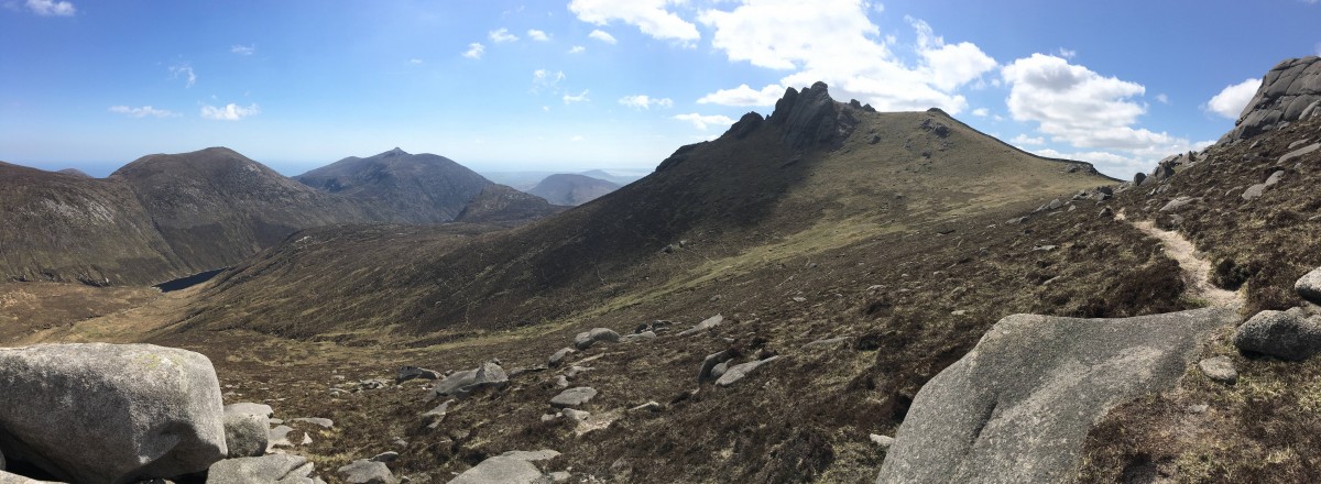 Looking towards the summit tor of Bearnagh