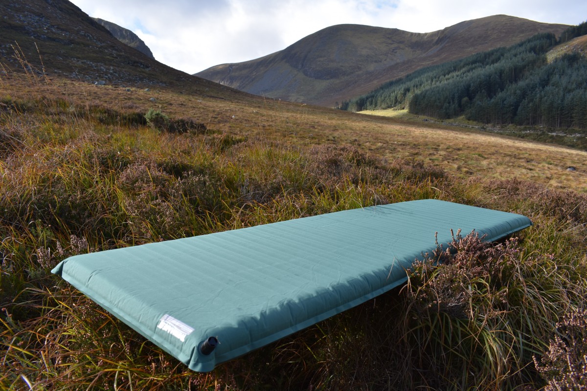 Thermarest NeoAir Voyager sleeping mat.