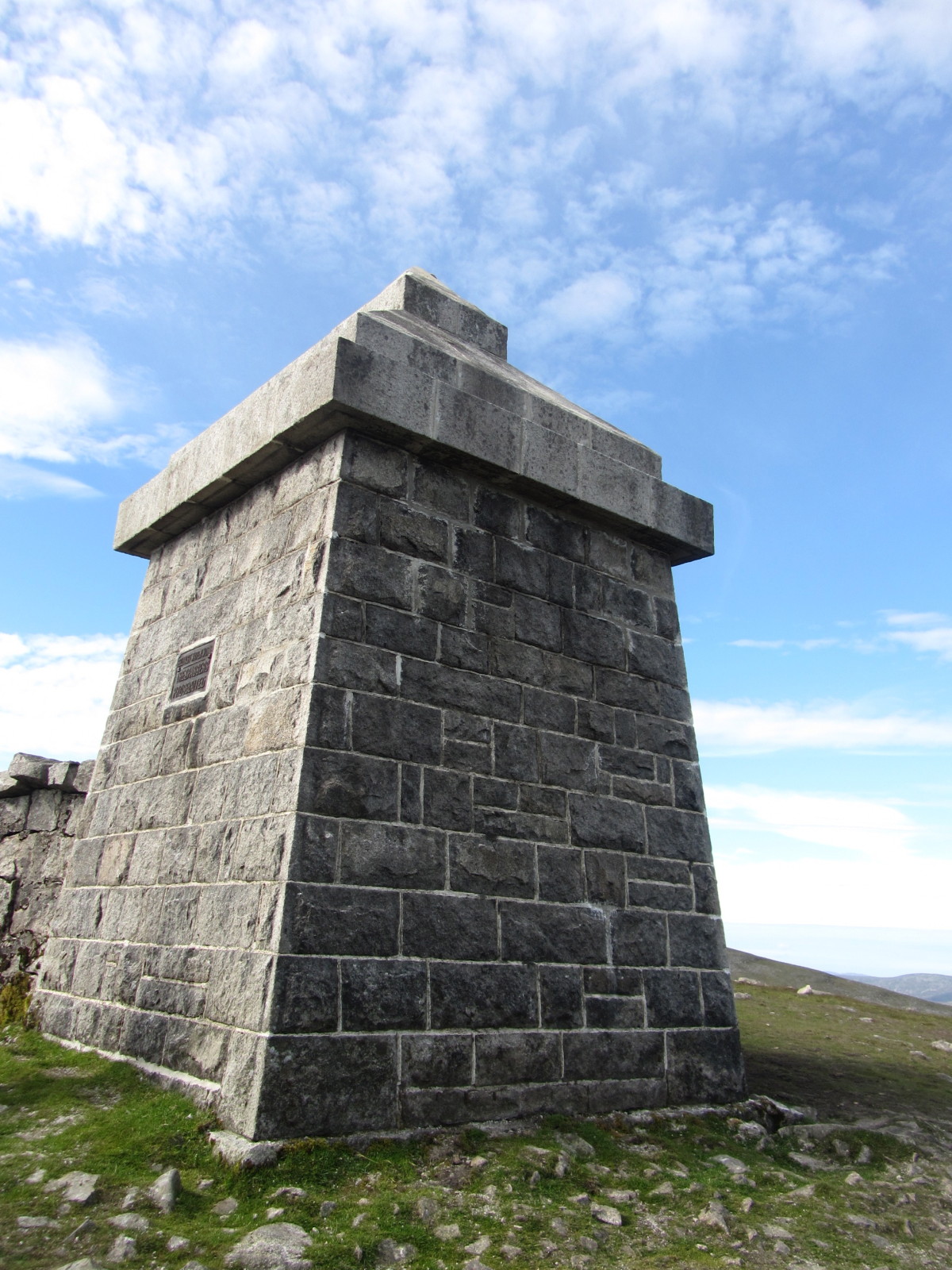 Restored summit shelter,thanks to the Mourne heritage trust.