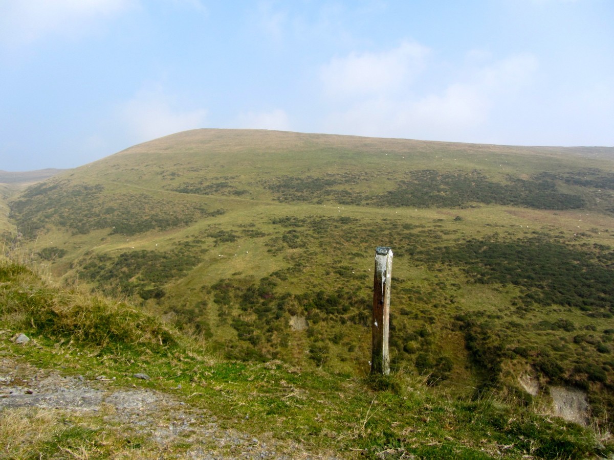 Posts along route