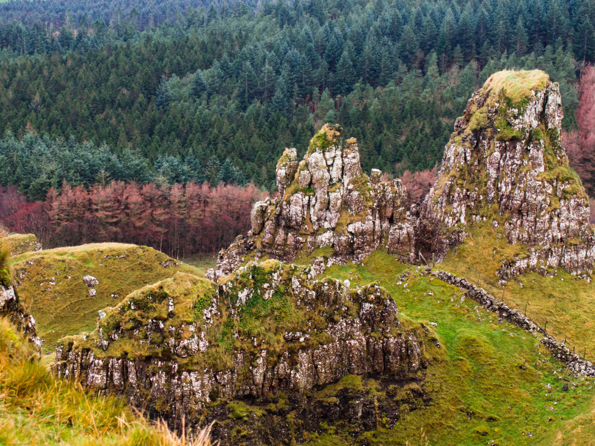 A shelter spot between a rock and a hard place