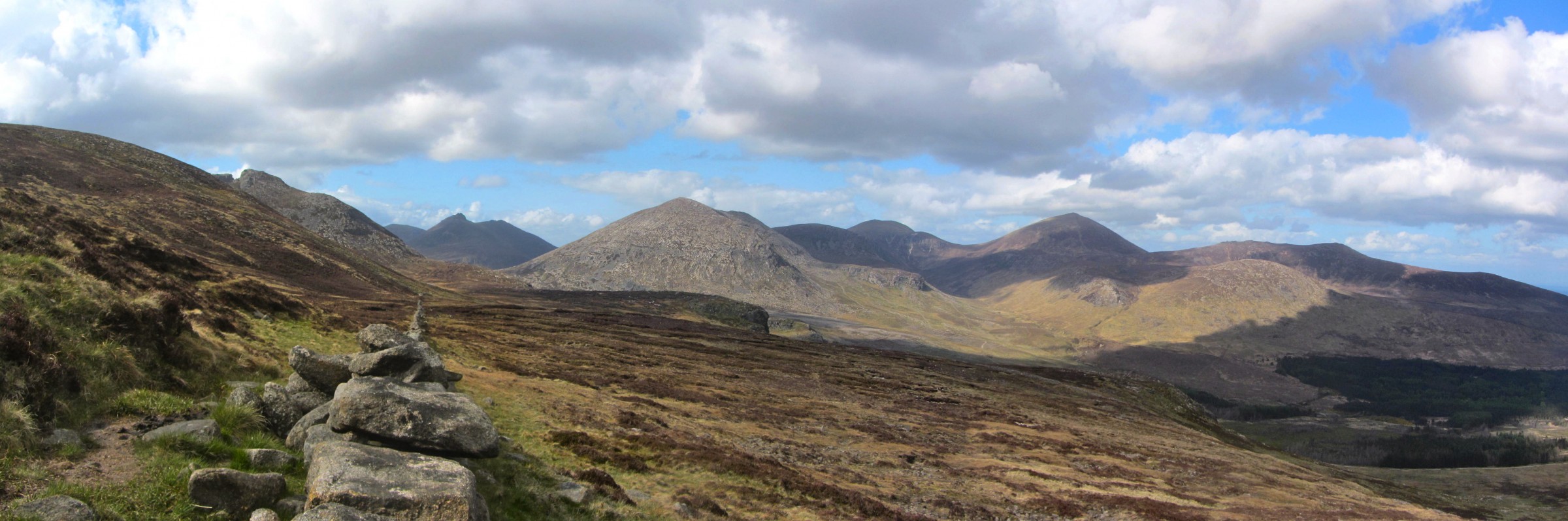 boundary wall on the ascend