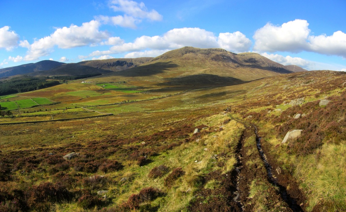 trek leading back down the valley